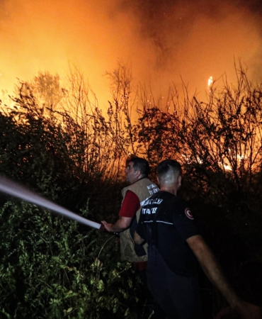 Büyükşehir İtfaiyesi’nden yangınlara hızlı ve etkin müdahale