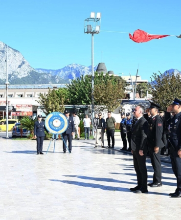 Kemer’de Gaziler Günü töreni