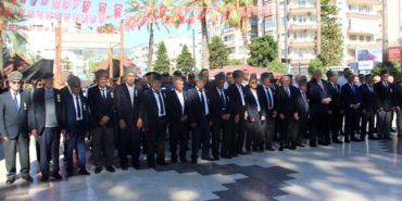 Gazi törende baygınlık geçirdi