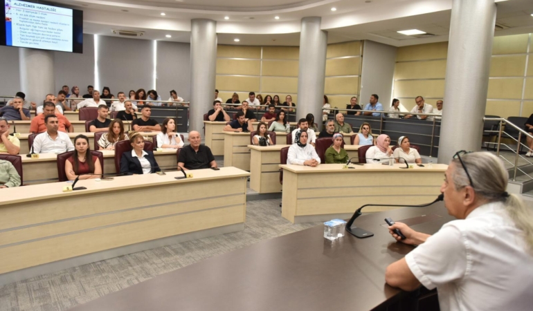 Yaşlı dostu Kepez’den Alzheimer farkındalık eğitimi