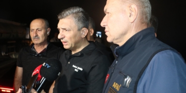 Antalya’da orman yangını; 1 otel tahliye edildi (3)