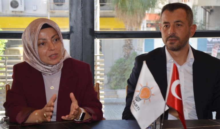 AK Parti MKYK Üyesi Şener: Ülkemizde milli savunma ve teknoloji hamlesi var