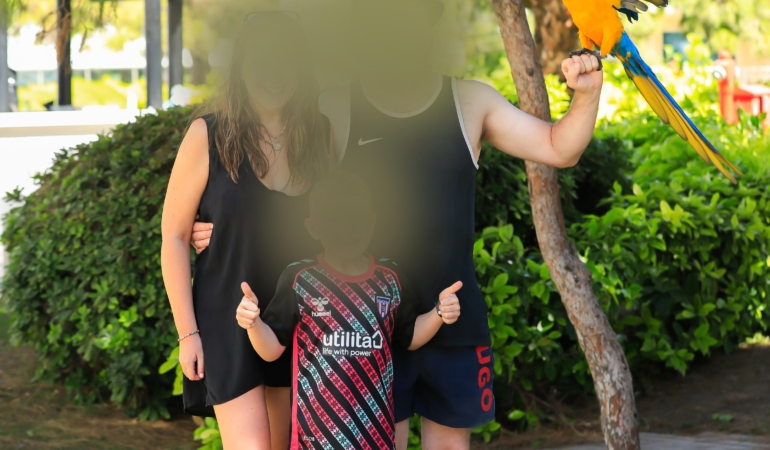 ‘Papağanlarla fotoğraf yasağının maliyeti 3 ile 6 milyon avro arasında’