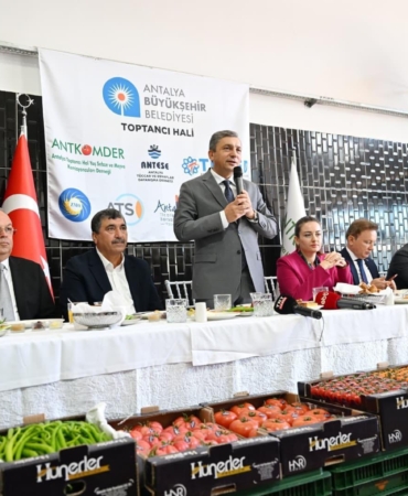 Vali Şahin, halde çalışma saatlerini açıkladı