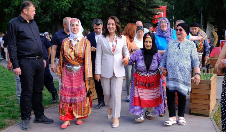 Vali Bilgihan: Yöneticilik karakter ve duruş meselesi