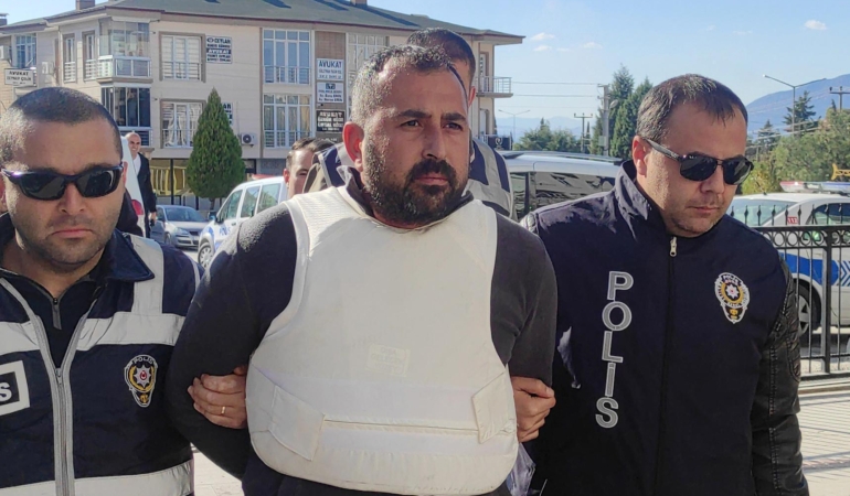 Husumetlisini öldüren sanığa 15 yıl hapis