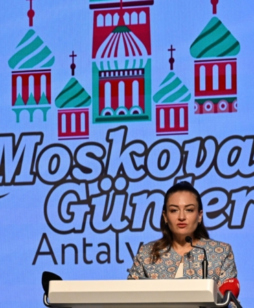 Antalya iş dünyası Moskova heyeti ile buluştu