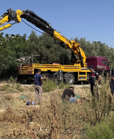 Forklift şarampole devrildi: 1 ölü
