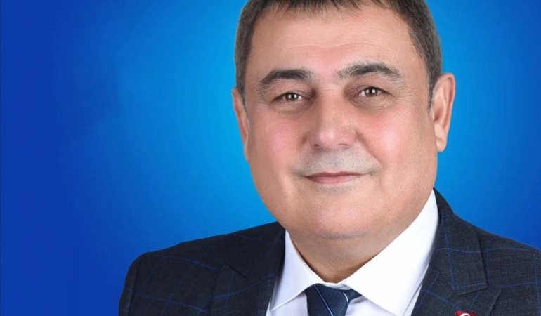 Aksu Belediye Başkanı Yıldırım, CHP’den istifa etti