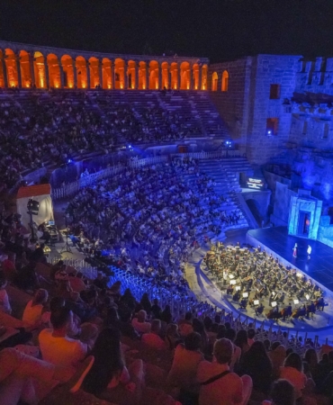 Tarihin kalbinde bir opera efsanesi; Tosca