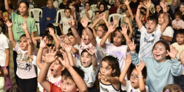 Çocuklar ‘Sahne Kepez’ ile coştu