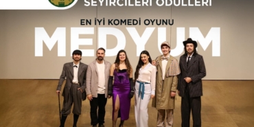 Kepez Kent Tiyatrosu’na ‘En İyi Komedi Oyunu’ ödülü