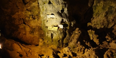 Kuruyan Dilek Gölü’ne para atmaktan vazgeçmediler