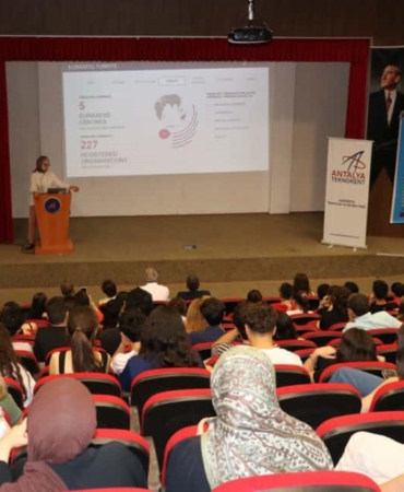 Antalya Teknokent Uluslararası Burs ve Araştırma Destekleri Bilgilendirme Toplantısı düzenlendi