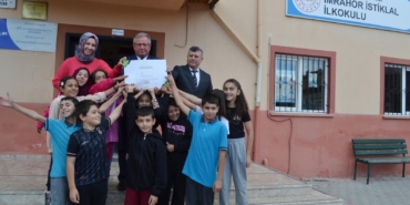 İlkokula Çevre Beratı ödülü