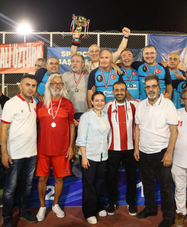 Antalyaspor Efsaneleri İçin Ayak Tenisi Turnuvası