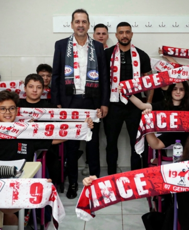 Antalya’da Okullar Antalyaspor Saatiyle Renkleniyor!