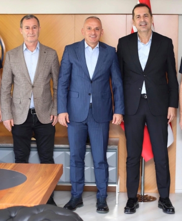 ANTALYASPOR’A ÖNEMLİ ZİYARET