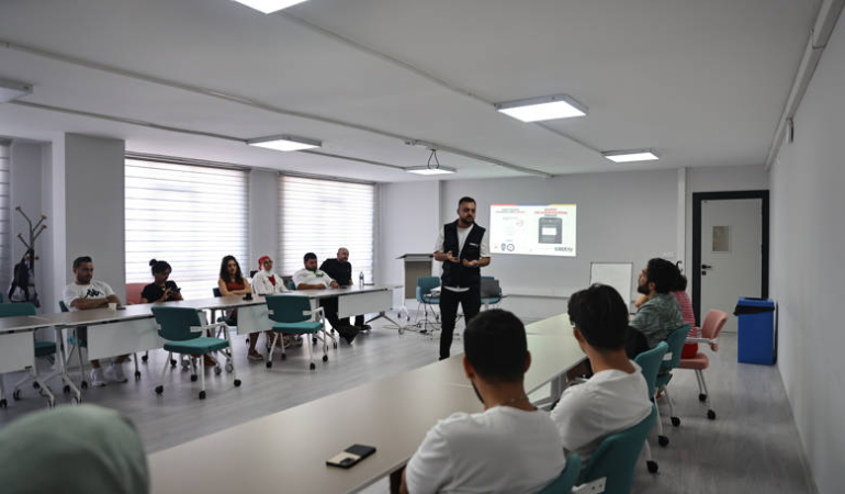 Antalya’da Gençlere Siber Güvenlik Eğitimi Verildi