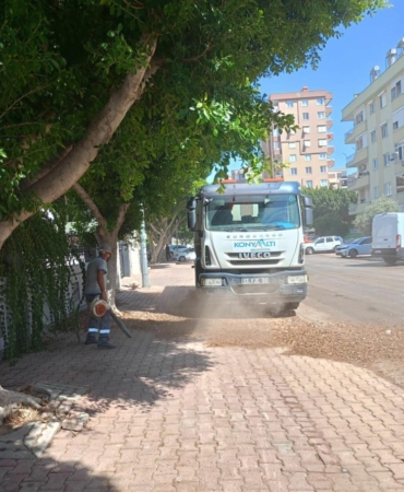 Konyaaltı’nda Hizmetler Gece Gündüz Devam Ediyor!