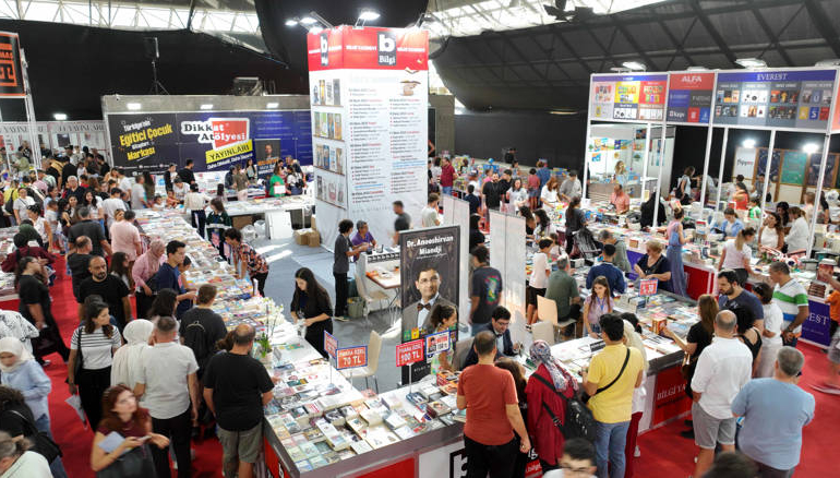 Antalya Kitap Fuarı: Umut ve Edebiyat Buluşması