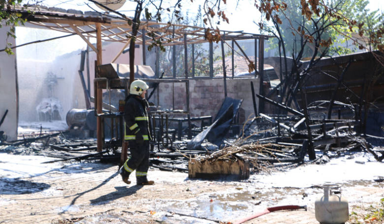 Antalya’da Yangın Felaketi Hızlı Müdahale ile Önlenmiş
