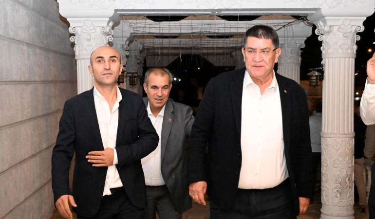 İrem ve Eren’in Nişan Merasimine Katıldık!