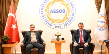 Elmalı Belediye Başkanı’ndan Esnaf Ziyareti