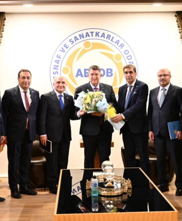 İYİ Parti Heyeti Esnafın Sesi Oldu!