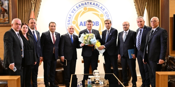 İYİ Parti Heyeti Esnafın Sesi Oldu! İYİ Parti Heyeti Esnafın Sesi Oldu!