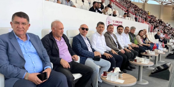 Antalyaspor’a Destek İçin Tribündeydik! Antalyaspor’a Destek İçin Tribündeydik!