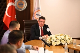 Yılbaşı Öncesi Toplantıda Esnafın Sorunları Masaya Yatırıldı