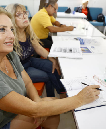 Yaşlılar için Aktif Yaşam: Ücretsiz Etkinlikler!