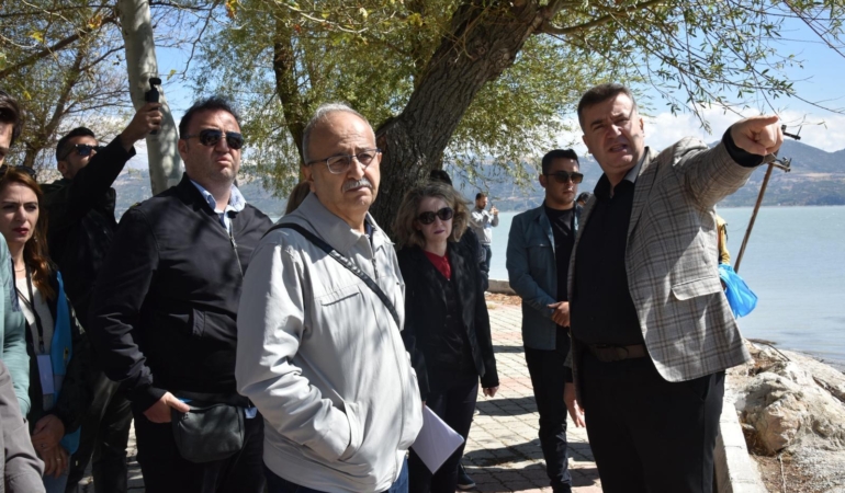 Eğirdir’de öğretmenlere doğa eğitimi