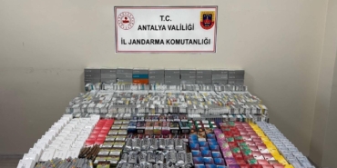Kemer’de kaçak sigara operasyonu
