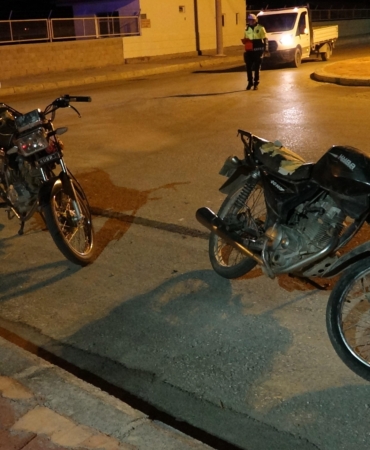 Motosikletler çarpıştı: 1 yaralı