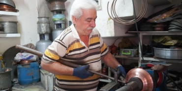 54 yıllık bakır ustası: Doğru kullanılırsa bakır şifa kaynağıdır