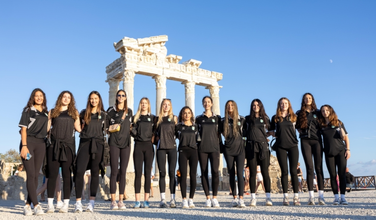 Kadın voleybol takımı sezonu açıyor