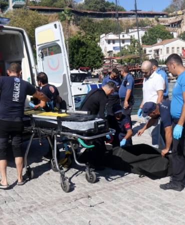 Falezlerden düşüp öldü