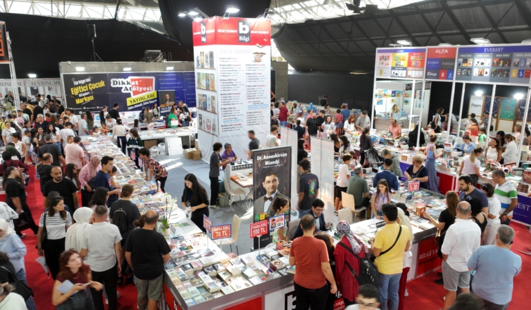 Kitap tutkunları Antalya Kitap Fuarı’nda buluşuyor