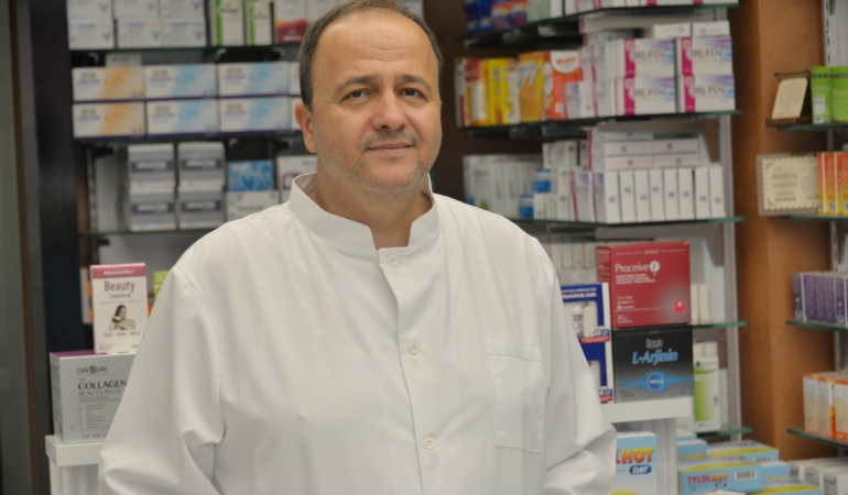 Antalya Eczacı Odası Başkanı Çelebi: Kur beklentisi nedeniyle ecza depolarından bazı ilaçları alamıyoruz