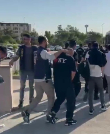 Sosyal medya üzerinden dolandıran 40 şüpheli yakalandı