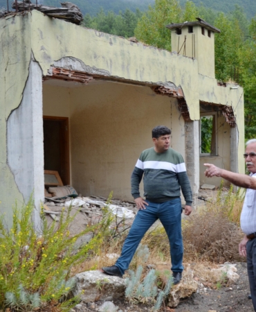 14 yıl önceki selin izleri hala duruyor, kayıp çift bulunamadı