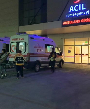 Burdur’da kaza: 2’si asker 5 yaralı