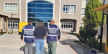 Camını kırıp girdiği markette yiyip içen şüpheli tutuklandı