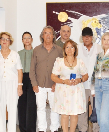 Eserleri dünya turunda