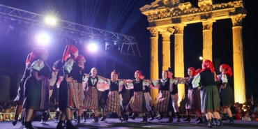 Halk Dansları Festivali başladı