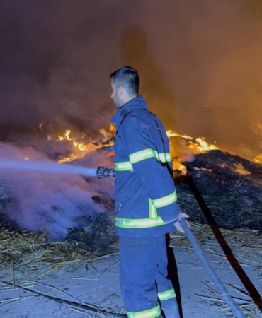 Kamış deposunda yangın