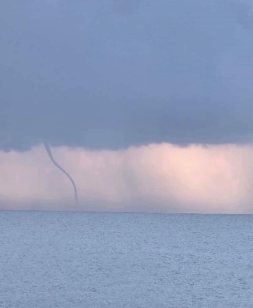 Alanya’da denizde hortum