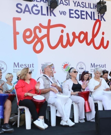 Uluslararası Yaşlılıkta Sağlık ve Esenlik Festivali dopdolu etkinliklerle devam etti